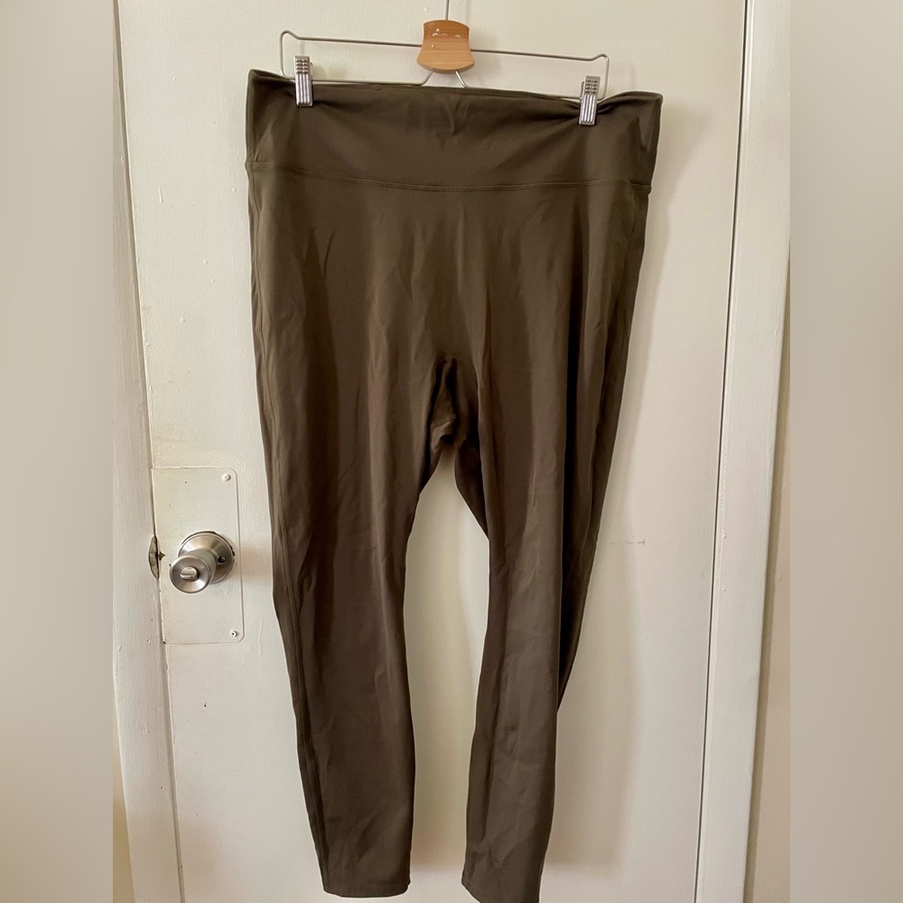 Fabletics Motion 365 Plus Legging